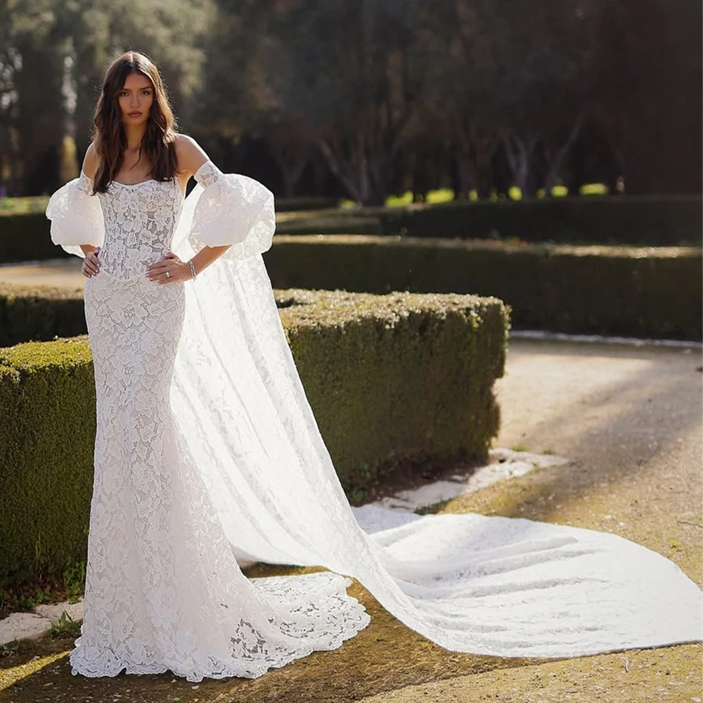 

Customized Lace Mermaid Wedding Dress Floor Length Sheer Bridal Gown Elegant Embroidery Bridal Dress for Formal Wedding Events