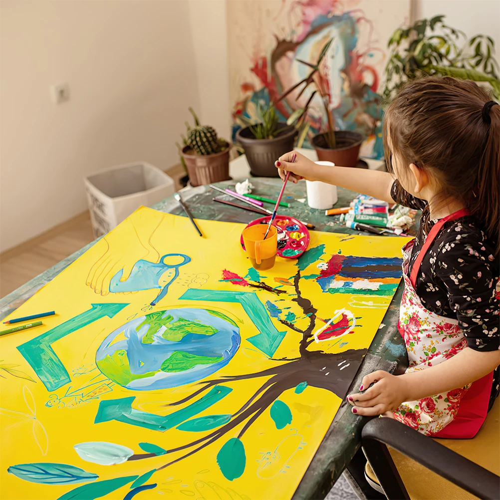 لفة من أوراق الرسم قوية ليس من السهل التجعيد، مثالية للمشروعات الفنية للواجبات المنزلية والمدرسة المنزلية، لفة من أوراق الرسم الورقية