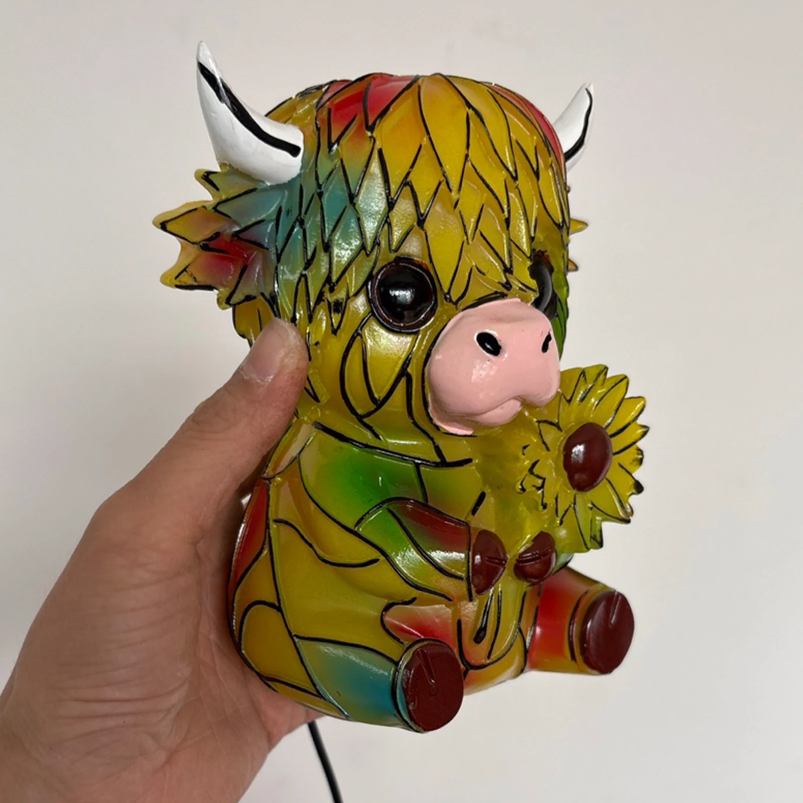 

Resin Sunflower Highland Cow Animal Night Lamp W/ USB Ports Cute Bedside Lamp for Home Office Bedroom Living Room Desk Decor
