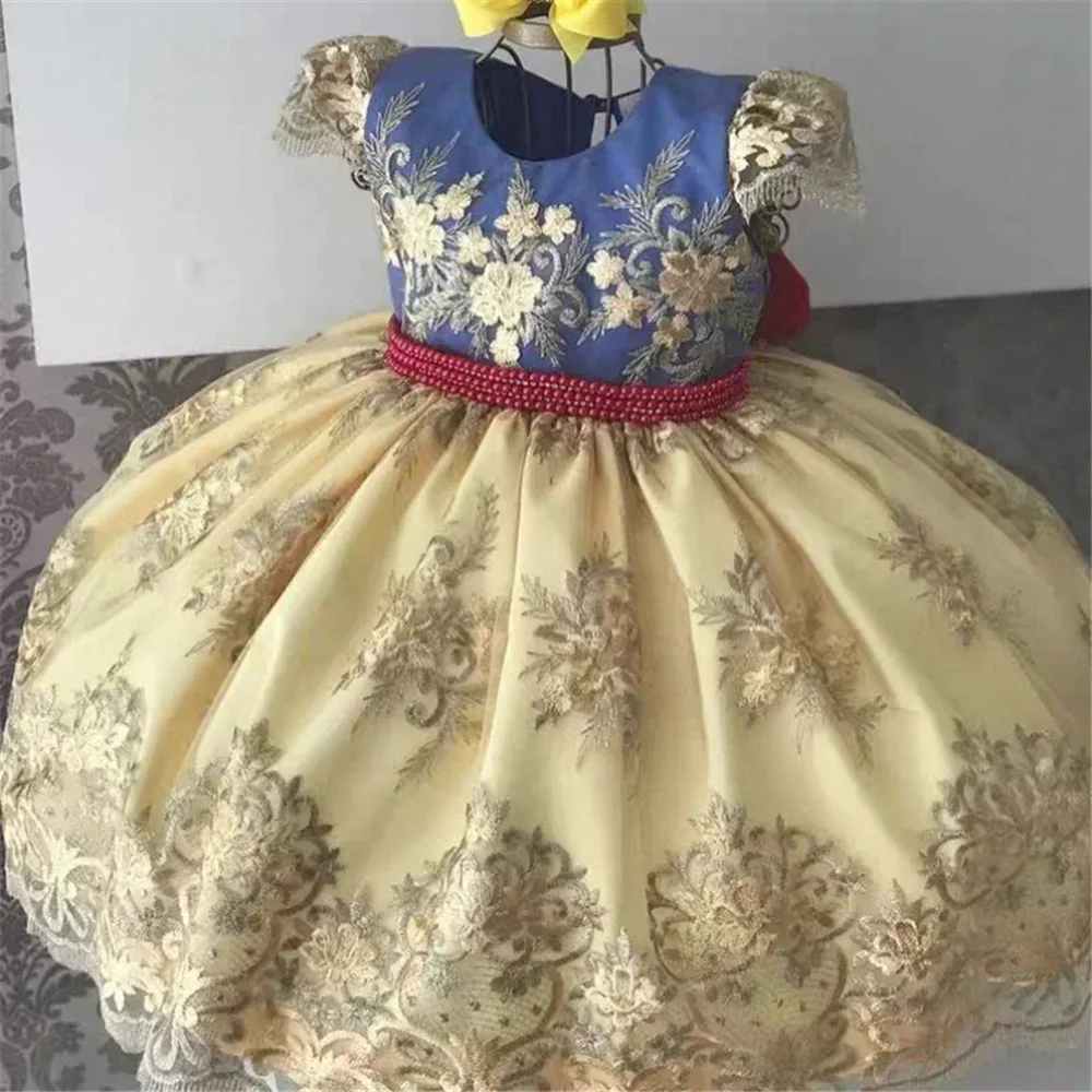 Blau Goldenes Blumenmädchenkleid Flory Stickerei Schleife Kurzarm für Hochzeit Kinder Geburtstagsgeschenk Party Erstkommunion Kleider