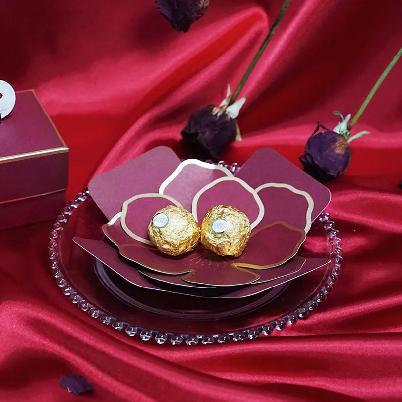 INS Wind Red Petal Candy Box, Personality, Candy Box, Thanksgiving, Christmas, Luxury Wedding Supplies, Packaging Bags