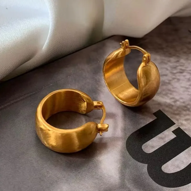 

925 Sterling Silver Wide Circle Gold Color Stud Earrings for Women Girls Party Wedding Jewelry Gift Accessories e002
