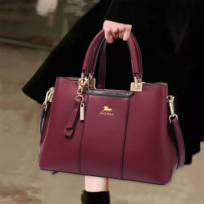 حقيبة كتف نسائية عصرية من باولا ماركة فاخرة من الجلد الطبيعي حقيبة يد ذات سعة كبيرة للنساء الناضجات وصلت حديثًا 2023