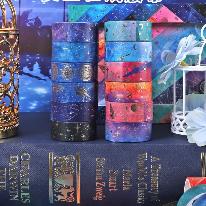 

12 рулонов в коробке, набор лент васи на тему звездного неба, декоративные наклейки с рисунком галактики и созвездия