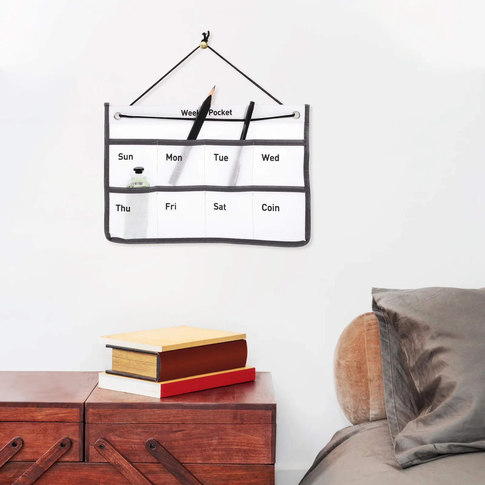 

Wall Calendar Pocket Hanging Weekly Organizer for Home Office Kitchen Bedroom Bathroom Breathable Washable Wear-Resistant