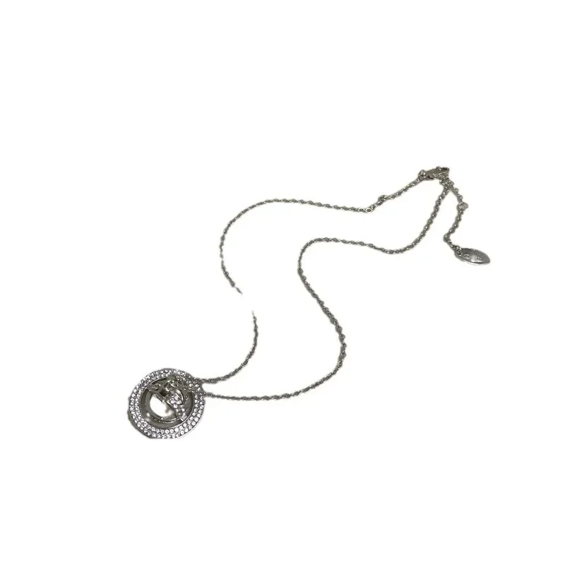 المألوف صف مزدوج ثلاثية الأبعاد زحل UFO قلادة المرأة سلسلة الترقوة ضوء تصميم فاخر الإحساس الوهق قلادة مجوهرات