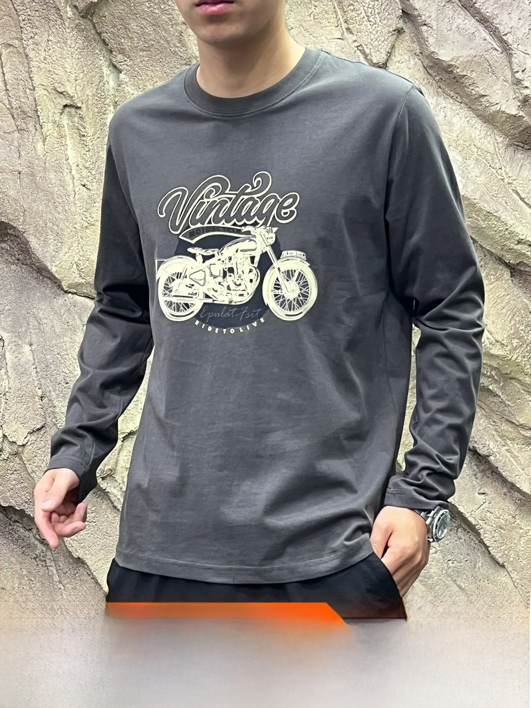 Tech Flocking Print Long Pile Cotton Base Shirt Skin Friendly Breathable Men Women T-Shirt Standard Fit Long Sleeve Casual Style