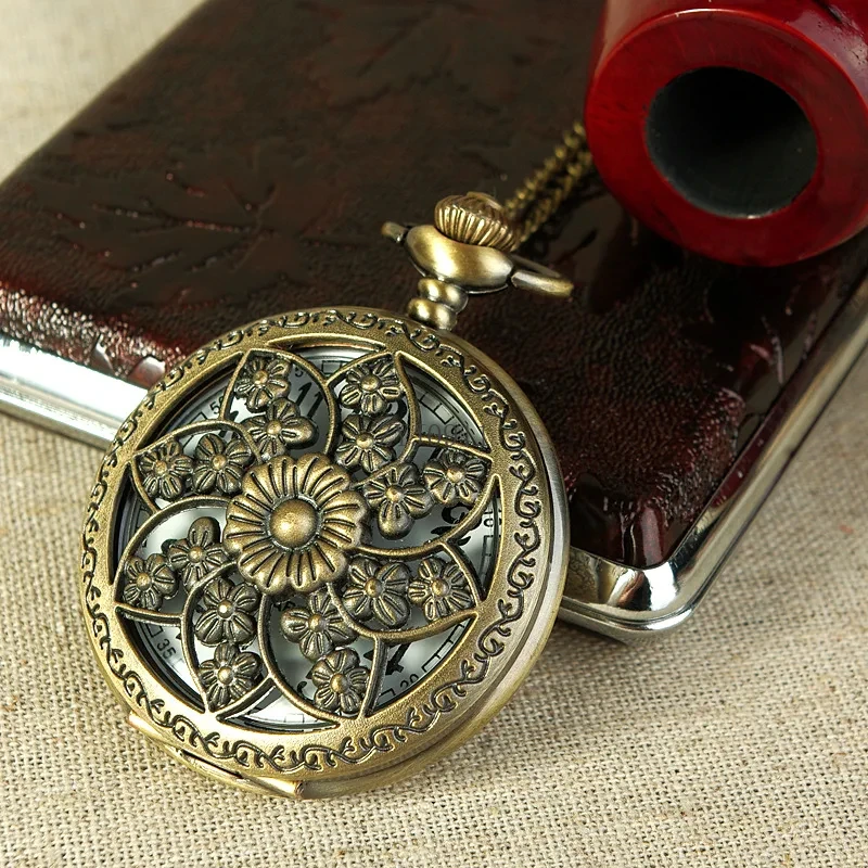 *New Fashion Vintage Multiple Floral Hollowed Out Designs Quartz Pocket Watch With Chain Metal Carving Pendant Birthday Gifts