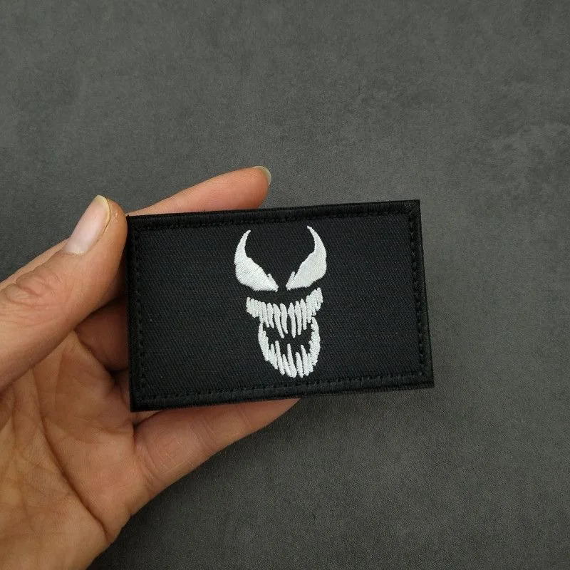 Punisher Seals Embroidered Badge Skull Warlock Air Badge Arm Badge Outdoor Bag Sticking Hook and Loop Patch Customized