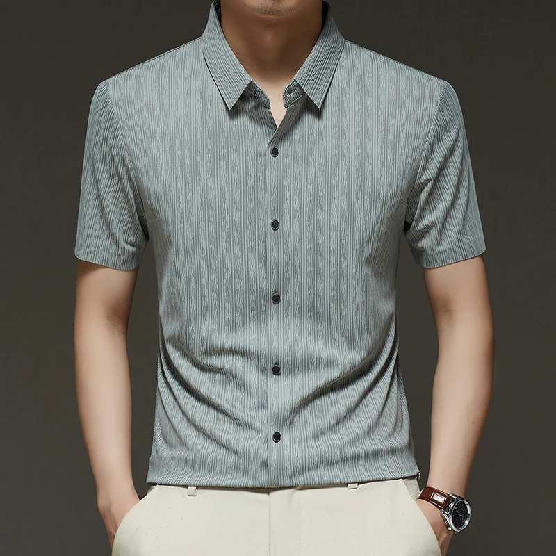 

New Men's Vertical Stripe Lapel Shirt High-End Brand Summer Business Leisure Seamless Short Sleeved No Iron Top Men's Clothing