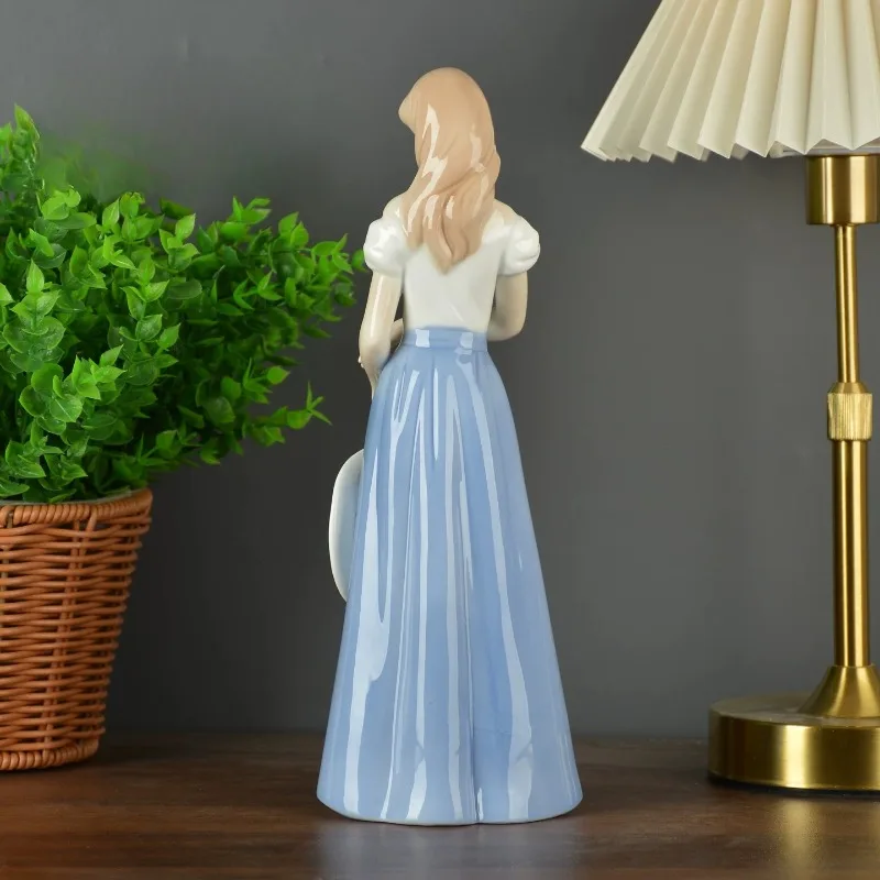 European Ceramic Girl Sculpture Ornaments Living Room Wine Cabinet TV Cabinet Desktop Character Display Crafts Birthday Gifts