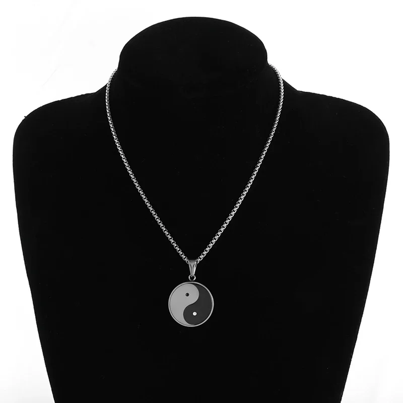 Ancient I Ching Stainless Steel Yin Yang Bagua Tai Chi Pendant Necklace for Men and Women Pray for Good Luck Jewelry Ornament