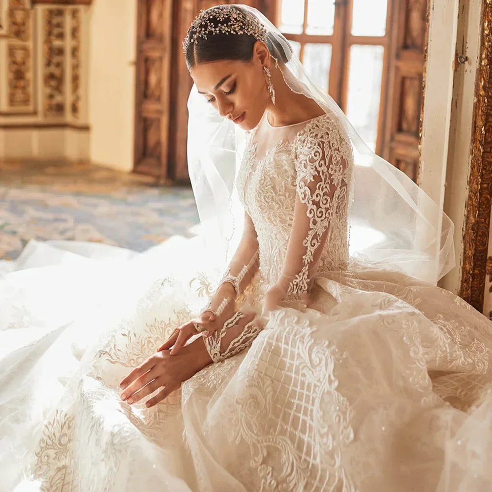 Luxury Round Neck Princess Prom Dresses Long Sleeves Lace Decals Vintage Wedding Vest A-line Wedding Dress Customization
