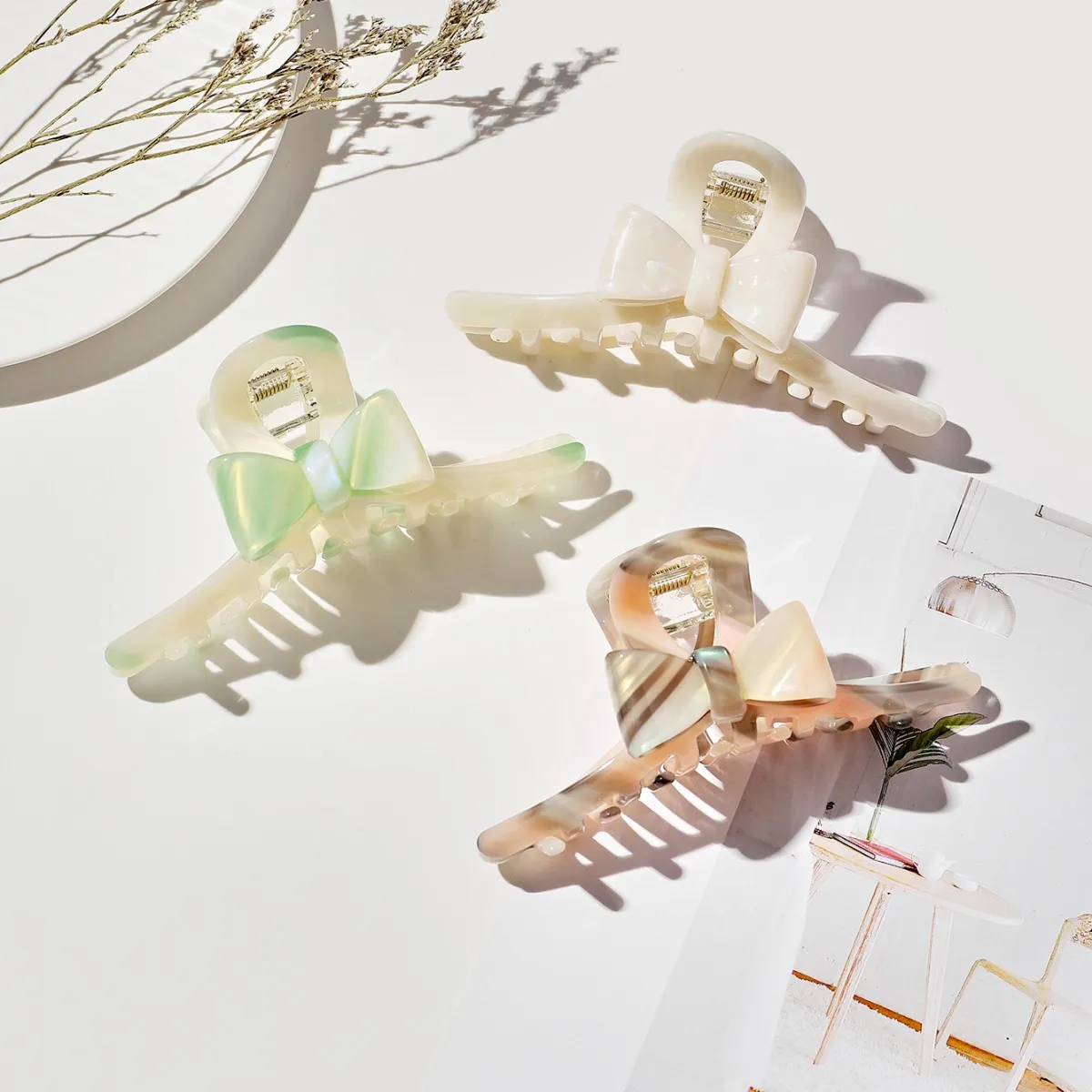 

1pc simple high-end vinegar clip, multifunctional bow hair clip, back of the head hair clip, bow tie, shark clip hair accessory