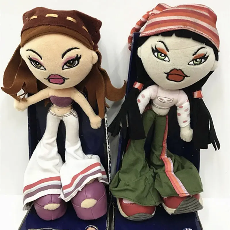 Anime Cartoon Mga Bratz Bates Punk Pluszowa lalka Kawaii Y2k Girls Pluszowa figurka Retro Nostalgiczna stara zabawka Lalki Ozdoba Wisiorek