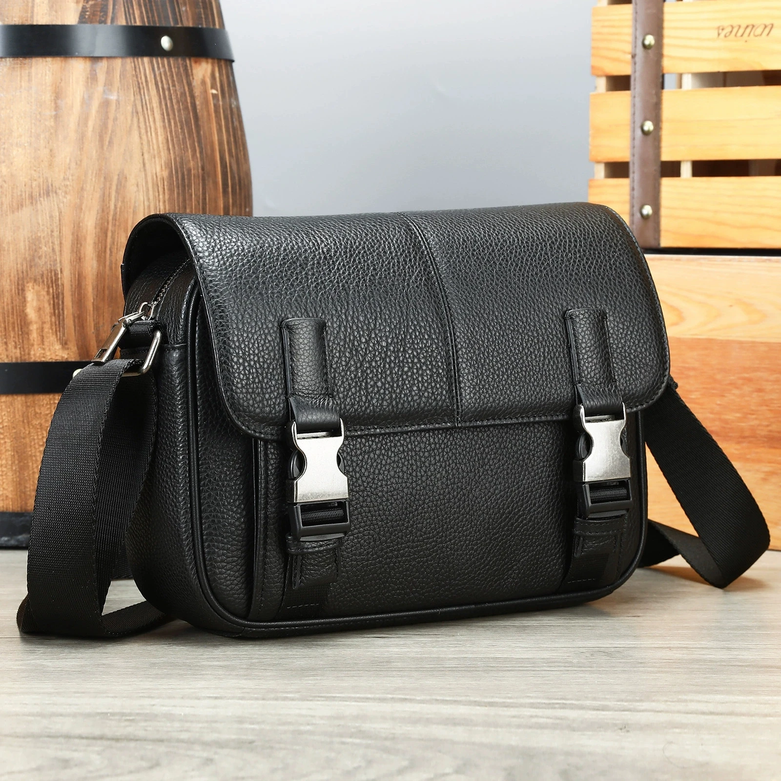 

CFUN YA New Design Men's Shoulder Bag Real Leather Male Crossbody Pack Messenger Tote Bags Business Handbag sacoche homme