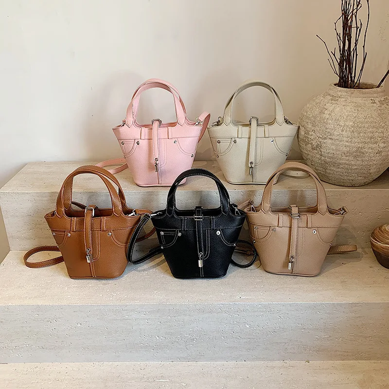 

2025 Designer Bucket Bag - Vintage Quilted Crossbody Purse, Retro Chic Shoulder Handbag
