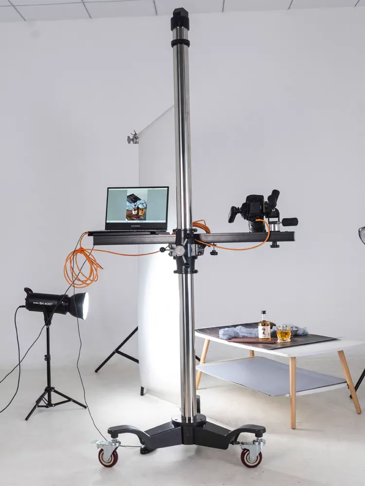 

Heavy duty cross lift tripod can rotate and move with pulleys