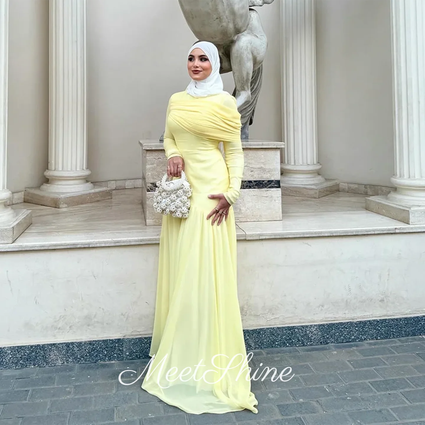 

Dubai Yellow Long Sleeve Chiffon High Neck Prom Dress Muslim with Cape A-Line Sweep Train Evening Dress Saudi Arabia Customized