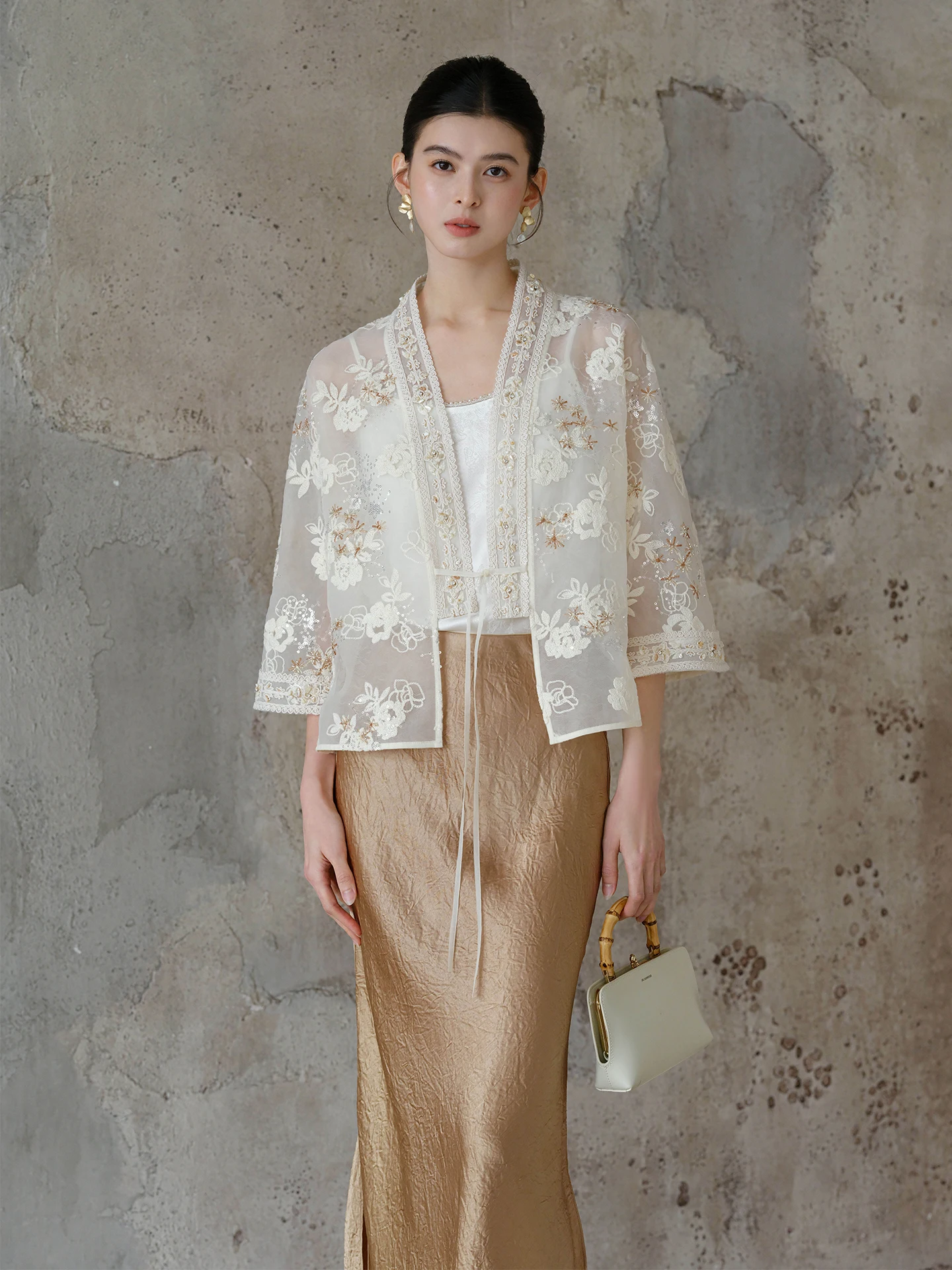 

Новая весенне-летняя женская свободная куртка в китайском стиле с вышивкой, из ацетатной ткани, мягкая, пастельных цветов, с эффектом тай-дай