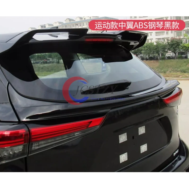 

For Toyota Highlander 4th 2021 2022 2023 2024 Glossy Black Carbon Look Rear Trunk Wing Spoiler