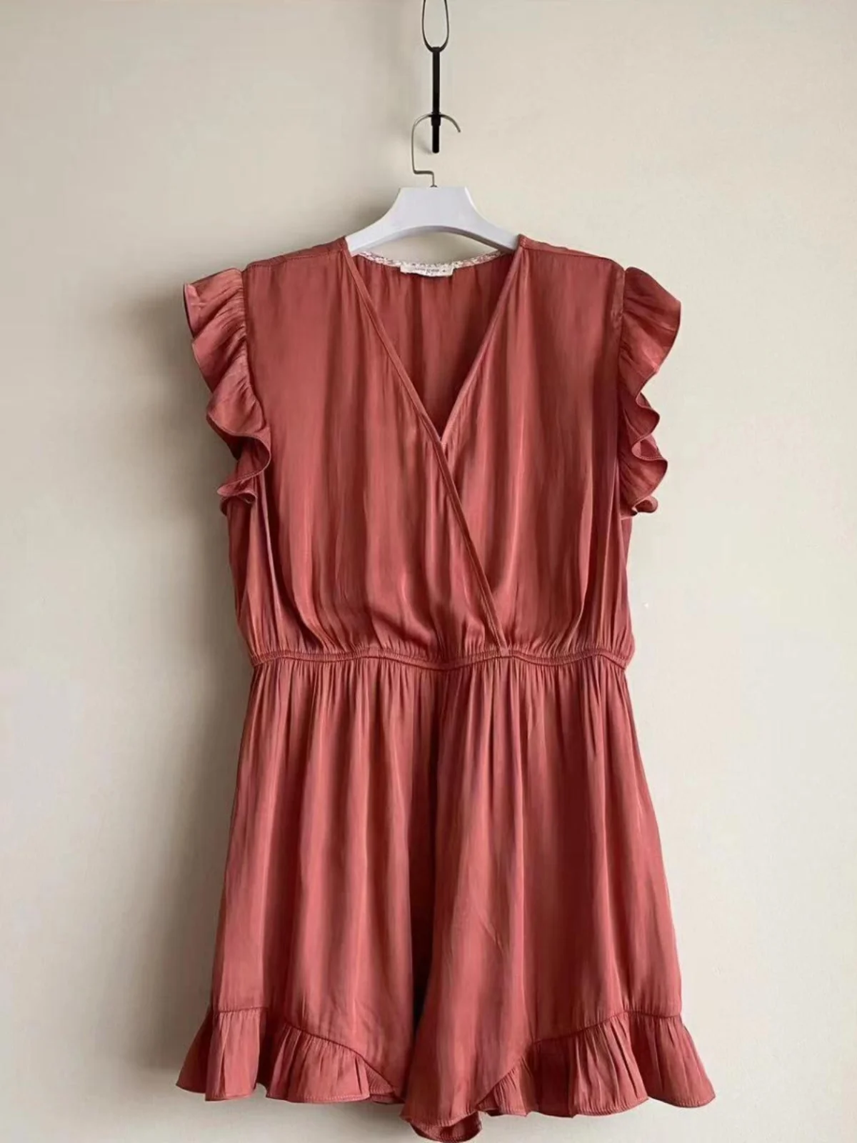 おしゃれなラウンドネックノースリーブミディ丈ワンピース レディース ゆったり着痩せAラインスカート 春夏秋冬 ハイウエストプリント