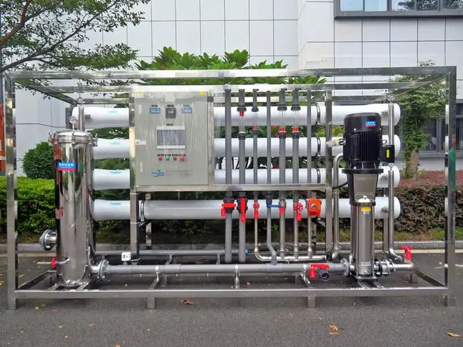 مصنع معالجة الفولاذ المقاوم للصدأ نظام التناضح العكسي 500LPH 1000LPH معدل تحلية مياه البحر 98%