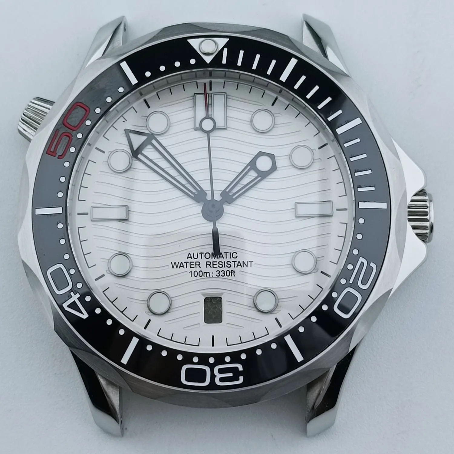 นาฬิกาดําน้ําสําหรับ NH Movement 35 การเคลื่อนไหว 42 มม.สแตนเลสสตีล 10bar กล่องนาฬิกากันน้ําโปร่งใสด้านหลัง