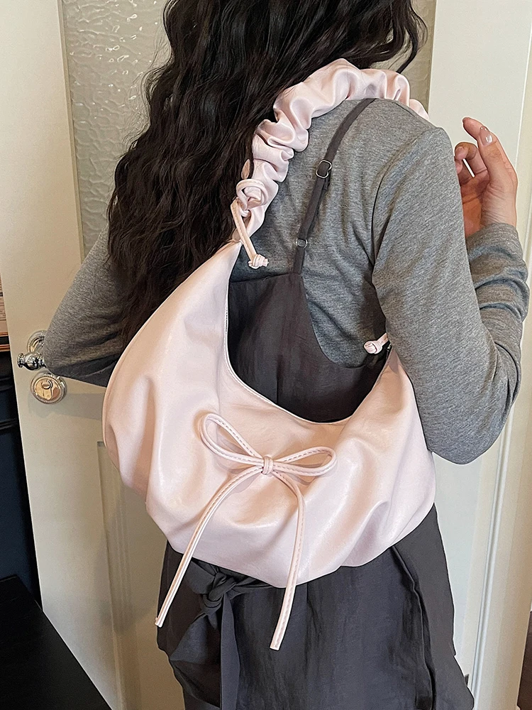 

Sweet Bow Pleated Handheld Underarm Bag French Soft Texture PU Party Half Moon Bags Summer Simple One Shoulder Crossbody