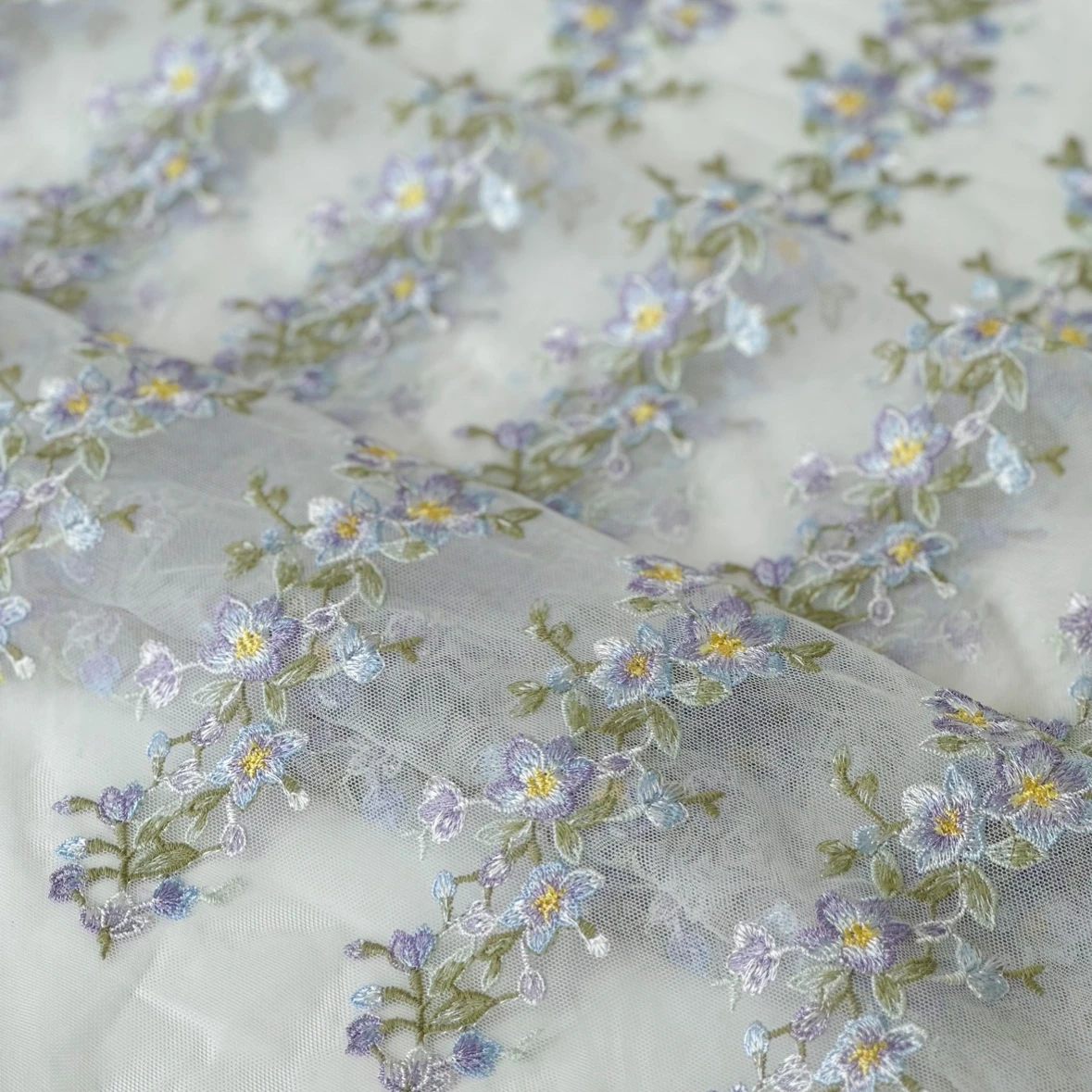 Lavender fresh vine bouquet embroidery soft mesh lace fabric DIY Custom dress accessoriesX1023