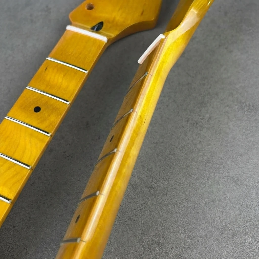 One Piece Gloss Paint ST Neck, Light Yellow, Bright Fingerboard, 22 Frets, Adjustable Truss Rod, Standard Scale, 56mm Heel