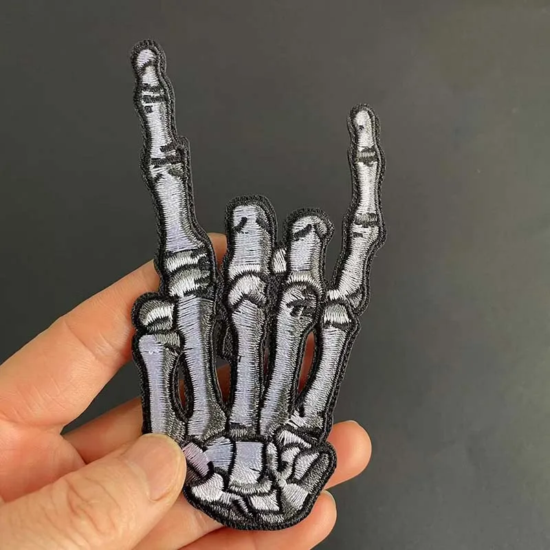 12 Stück/Schwarze Stoff-Applikationen Punk-Patches Thermoklebende Totenkopf-Geisterfinger-Stickereien Aufbügelbare Aufkleber für Kleidung, Jacken – Detail 6
