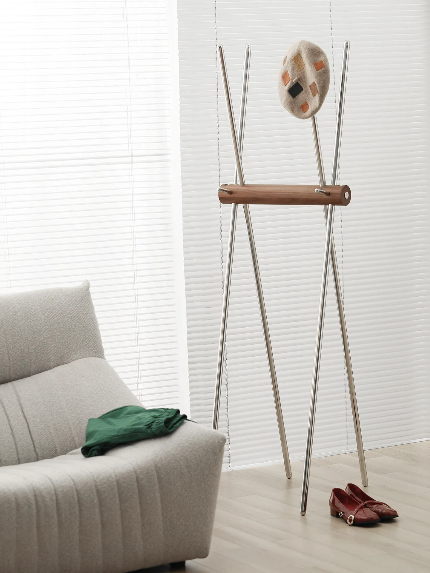 DSA Creative Multifunctional Vertical Coat Rack Simple Floor Hanger Solid Wood Stainless Steel Storage Rack