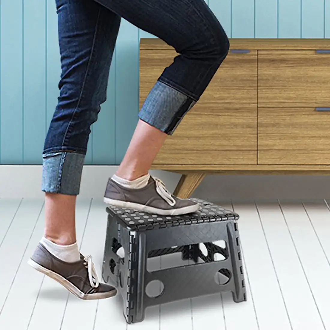 12 inch Step Stool Black with Gray Dots