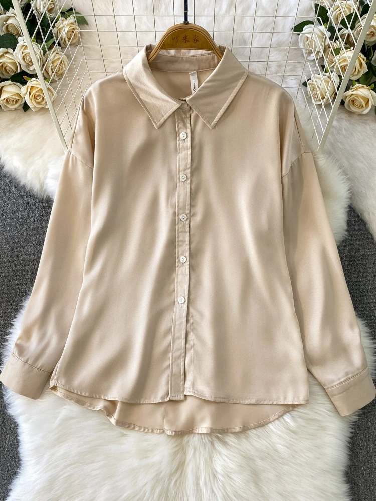 Licht volwassen retro satijnen taille afslankend overhemd met kraag, modieuze hoge taille, middellange paraplurok, tweedelige set