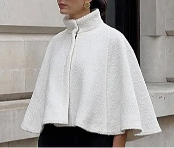 

2025 Autumn Women's Thickened Short Stand-Collar Cloak Stylish Design Tweed Coat with A Chic Look