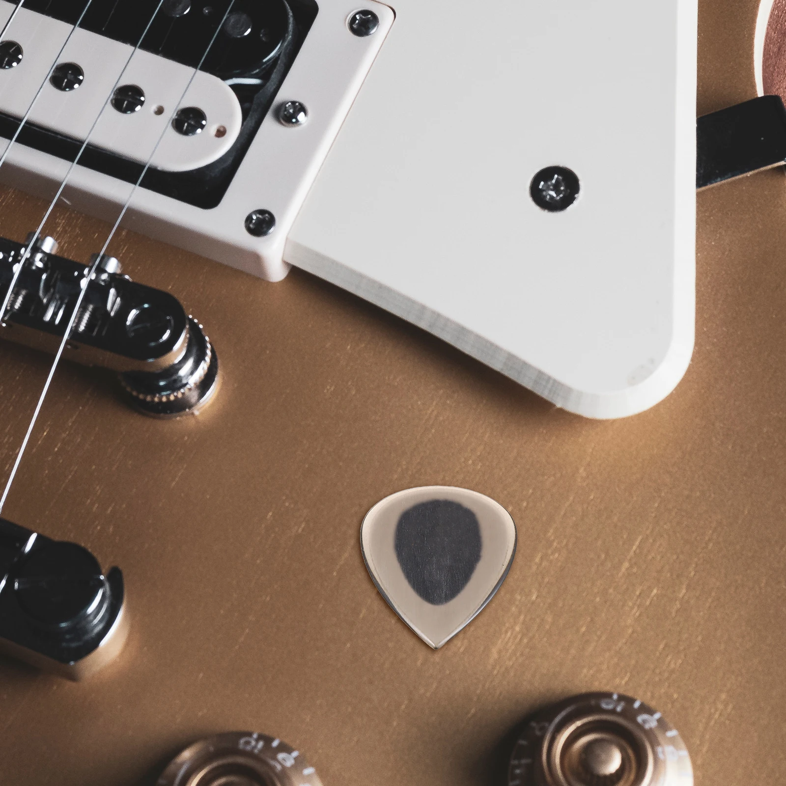 

Anti-Slip Guitar Picks for Electric Acoustic Thumb Picks Textured Grip Beginners Stylish Comfortable Performance