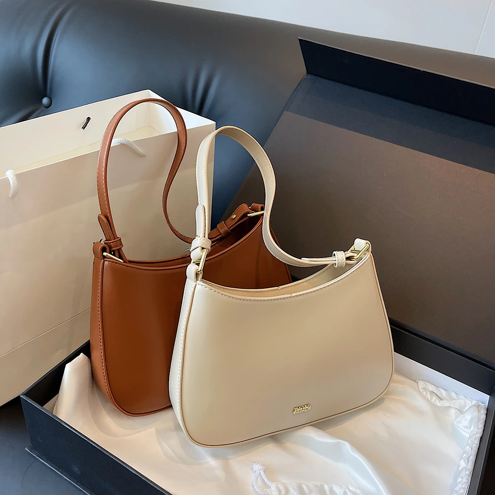 

PU Leather Fashion Sling Bag Large Capacity Women Single Shoulder Bag Solid Color Vintage Simple Daily Bags