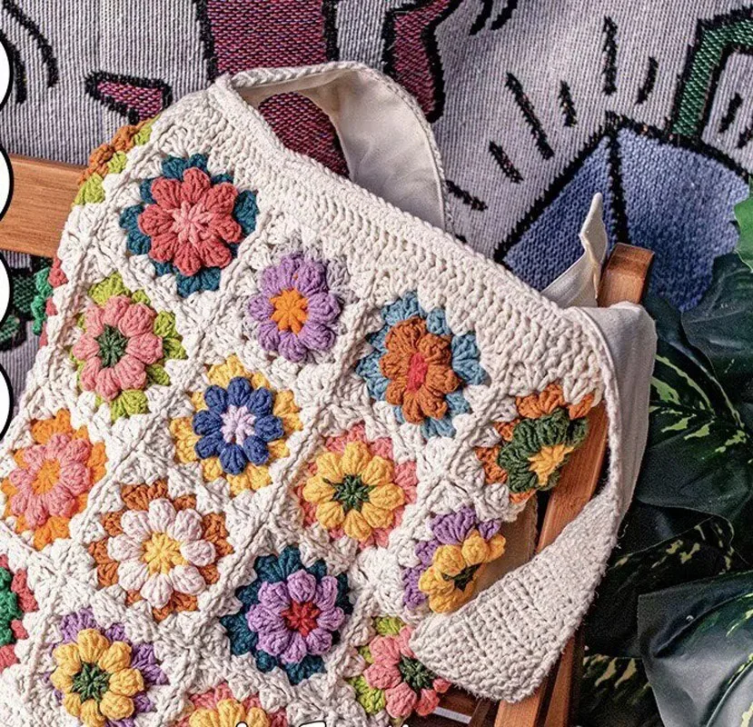 

Handmade 3D Crochet Flower Bucket-shaped Bag With a Round Bottom And Thick Shoulder Strap For a Single Shoulder Storage bag