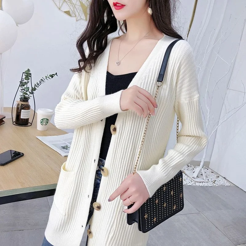 

Dongguan Daliang High-End Sweater Cardigan Early Spring Jaet No Pilling 2025 New South Oil Knitted irt V-ne Long Sve