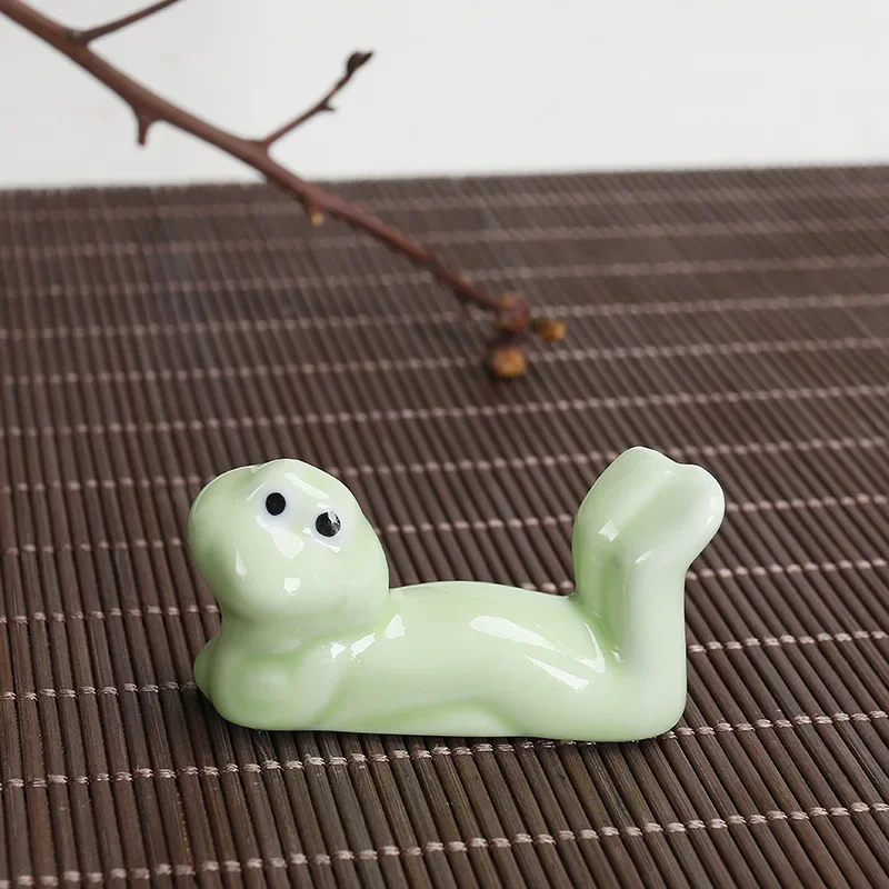 Забавная форма лягушки, керамическая подставка для палочек для еды, ложка, вилка, держатель, стойка, держатель для щеток, держатель для ручек для дома, подставка для палочек для еды, канцелярские принадлежности