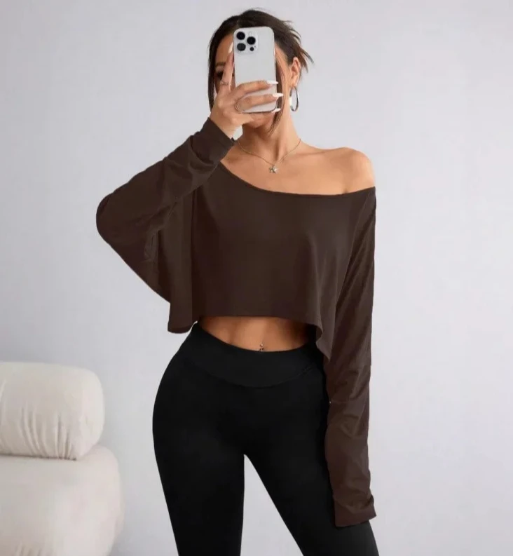 تي شيرت عصري بقاعدة فضفاضة على الكتف وأكمام طويلة وإحساس الجليد للربيع والصيف ملابس نسائية أساسية