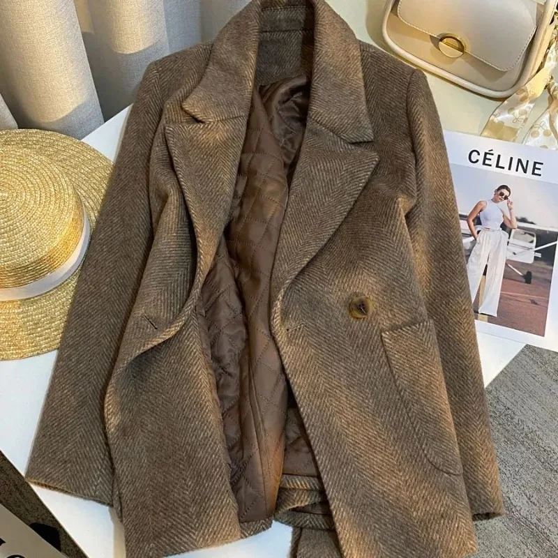 2026 Winter New Product High-end Coffee Color Retro Lace-up Cotton-padded Woolen Blazer Women's Commuting Leisure