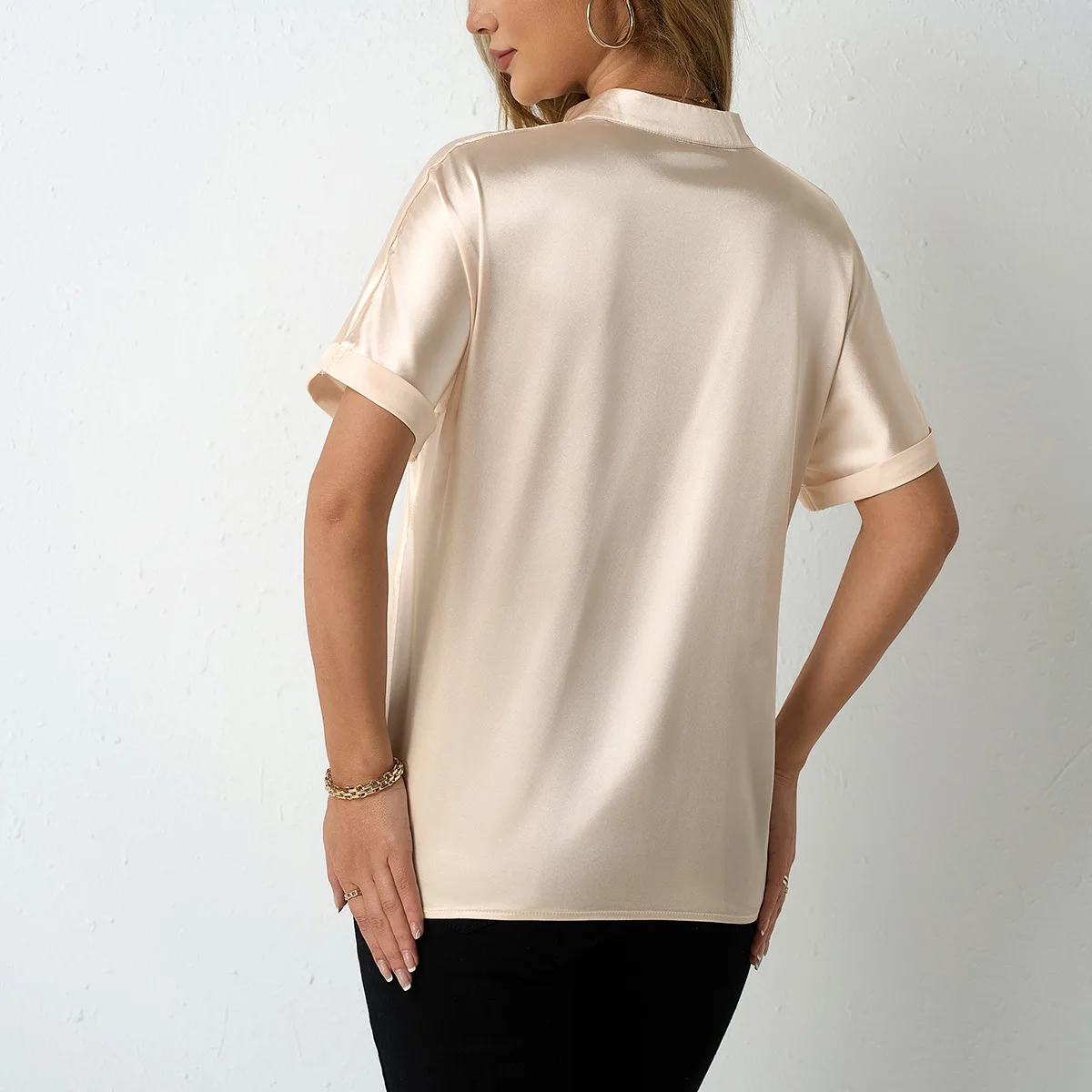 

2026 Summer New Solid Color Satin European and American Clothing Raglan Stand-up Collar Short-sleeved Shirt Satin Shirt