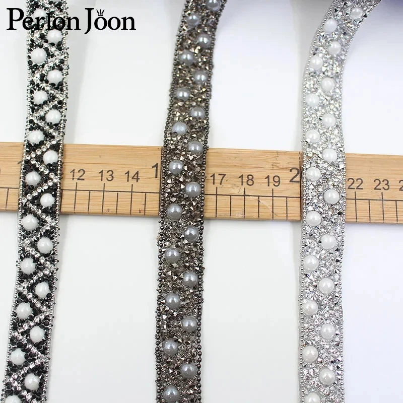 1 stocznia 1,5 cm Pearl Style Rhinestone Trim Hot Fix Crystal Tape DIY Ribbon Ironing on Clothing Bags Accessories Decoration TR157