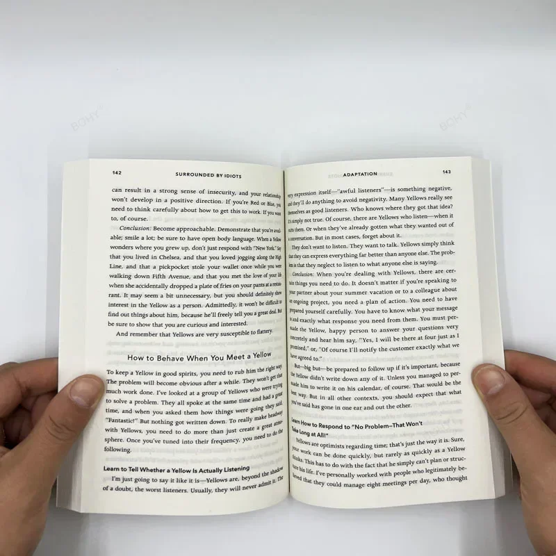 Livre en anglais Novel vebros, entouré d'idiots, les quatre types de comportement humain, best-seller