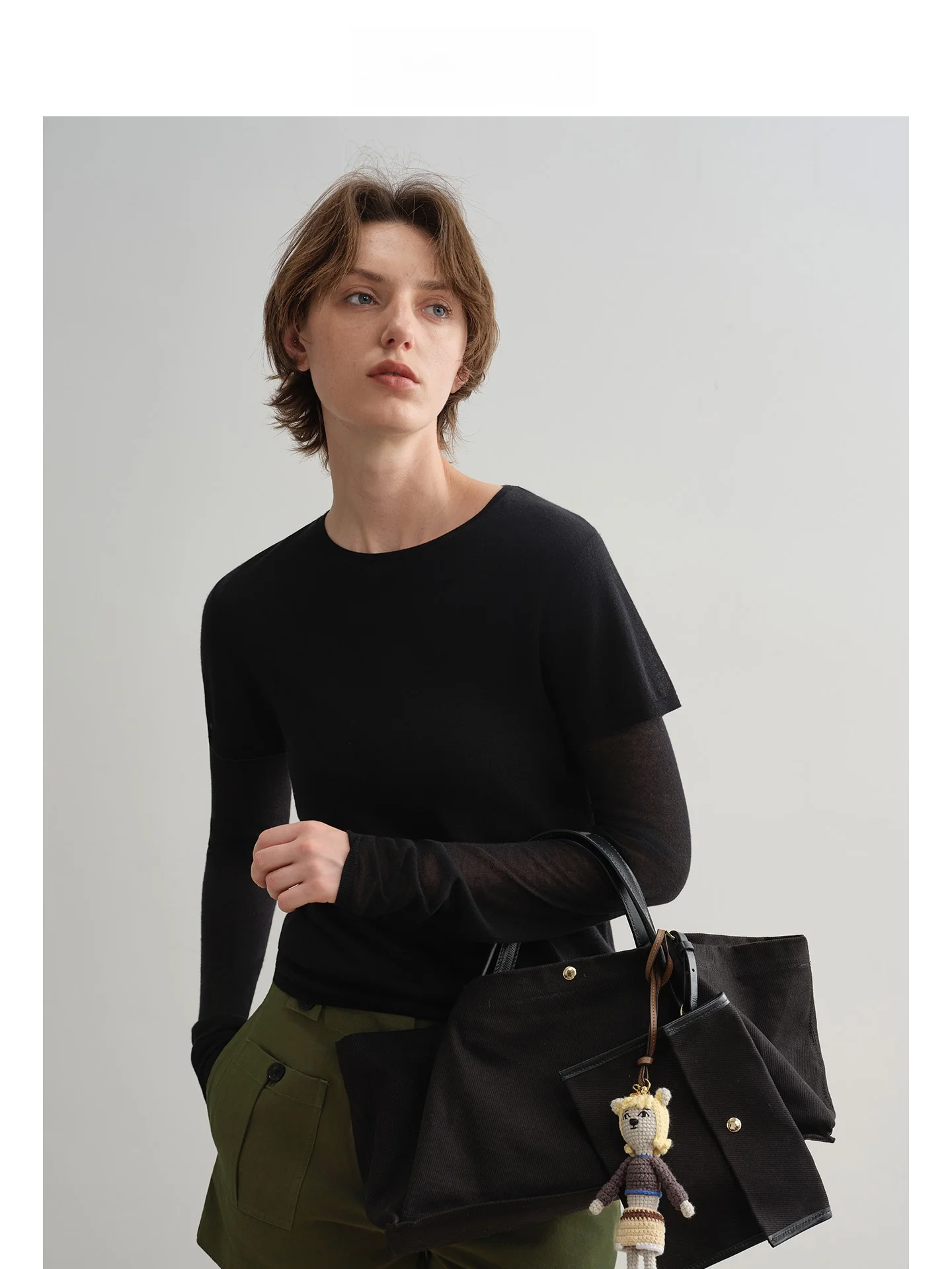 

Черная приталенная трикотажная футболка с длинным рукавом, имитация двухслойности, базовая, повседневная, однотонная, осенняя одежда