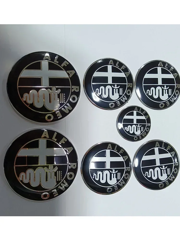 Logo Alfa Romeo Mito Giulia Giulietta Stelvio 156 159 147 147 Sportiva Emblemat na przedni bagażnik Naklejka na koło kierownicze Kołpak Koła Naklejka — 2