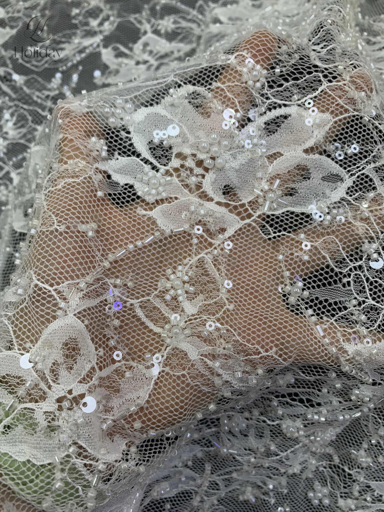 刺繍とビーズをあしらったアランソンレース生地-–-縫製用のスパンコール付きキラキラ光るレーストリム、ヤード単位で販売