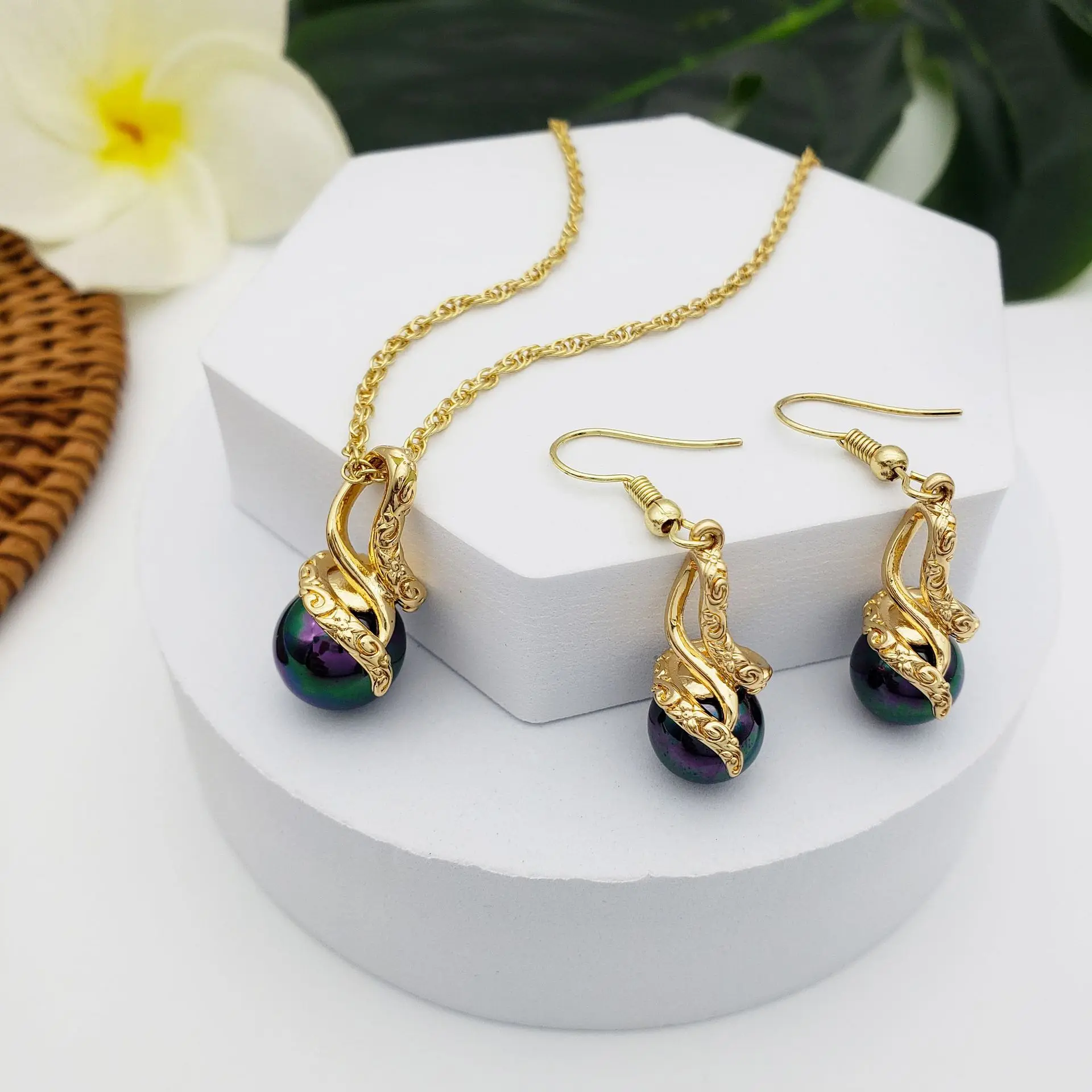 2022 New In Hawaiian Pearl Jewelry Sets Natural Blue Green Black 14k Gold Plated Boho Earrings Necklace